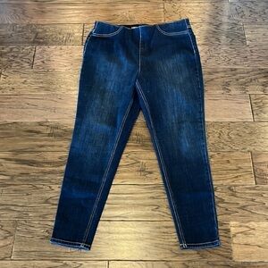 American Rag Cie High Rise Pull Up Size 15/32